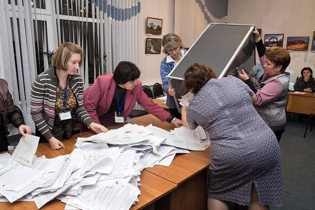 Россияне смогут проголосовать против всех поправок в Конституцию Россияне смогут проголосовать против всех поправок в Конституцию