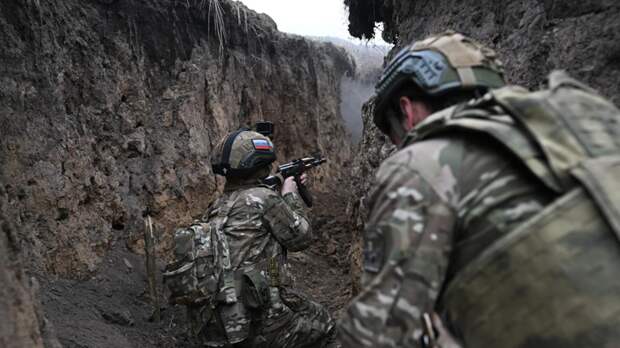 Морпехи ВС России угнали бронеавтомобиль Humvee с позиций ВСУ