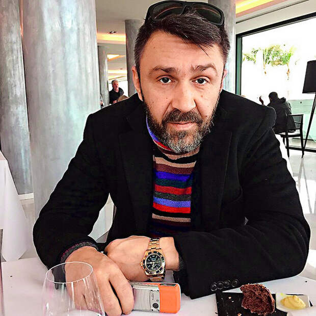 Звёзды, которые владеют самыми дорогими украшениями