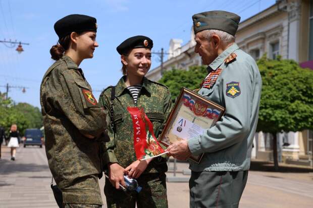 В Симферополе открылась фотовыставка «Битва за Крым: путь к освобождению»