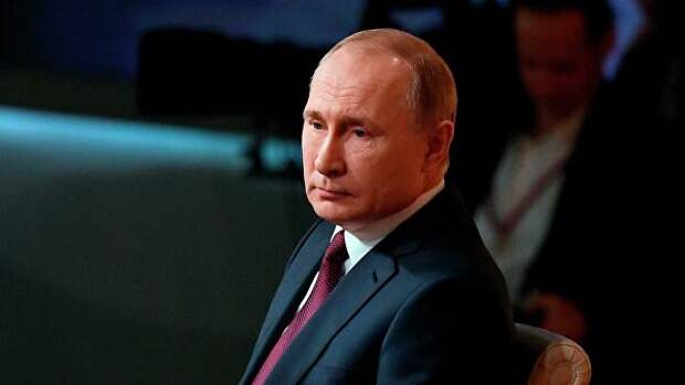 Жители Латвии попросили Путина о помощи