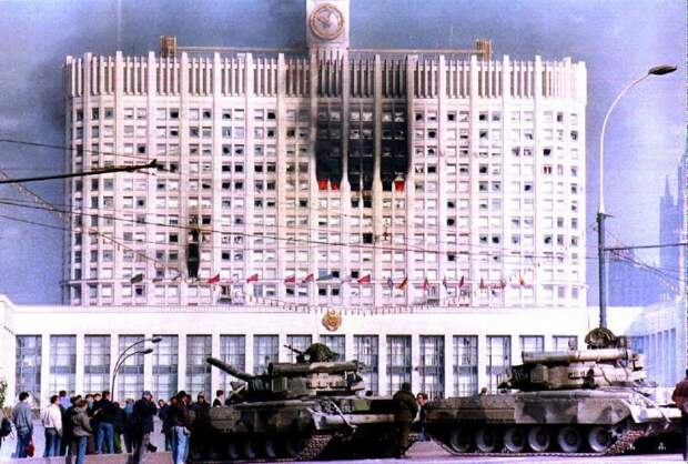 https://g3.dcdn.lt/images/pix/parlamento-sturmas-rusijoje-1993-metais-62951594.jpg