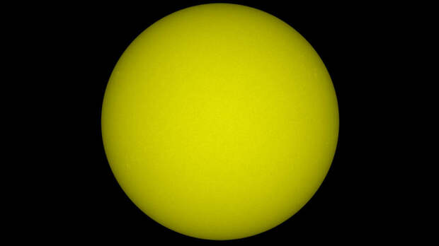 Солнце превратилось в идеальный диск без единого пятна