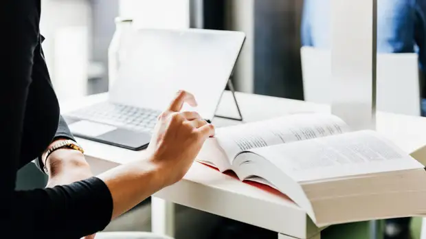 Исследование: стоимость обучения на первом курсе в вузах России за год выросла на 11%