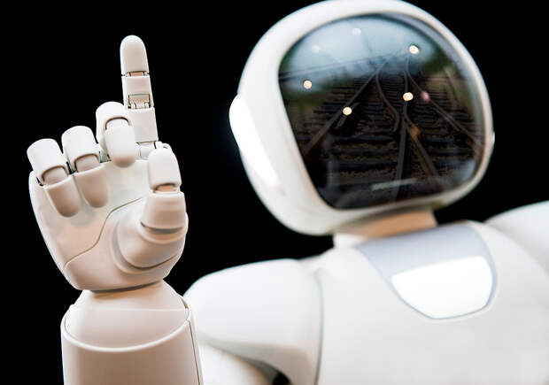 Frankie Goes to РЖД. Школьница изобрела робота, который облегчит работу путевых обходчиков