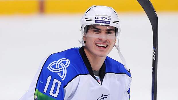 Якупов вспомнил, как у него отобрали первый гол в КХЛ: «Речь шла о 5–10 миллионах рублей»