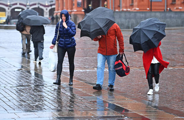 Погода резко ухудшится в Москве во второй половине дня в воскресенье