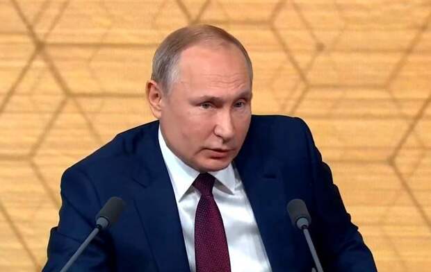 Бывшие президенты России получат пожизненный статус сенаторов Бывшие президенты России получат пожизненный статус сенаторов