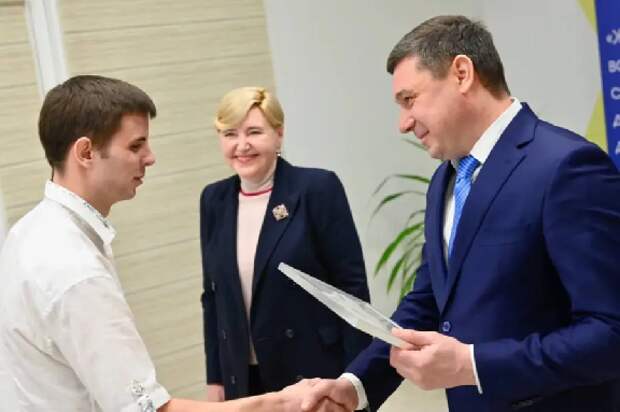 В Тамбовской области 14 детей-сирот получили жилищные сертификаты