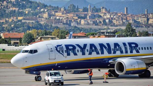 Великобритания заявила о непричастности России к инциденту с Ryanair