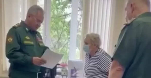 Что это за работа? Вы что как партизаны?!: Шойгу устроил внезапную проверку в военкомате...