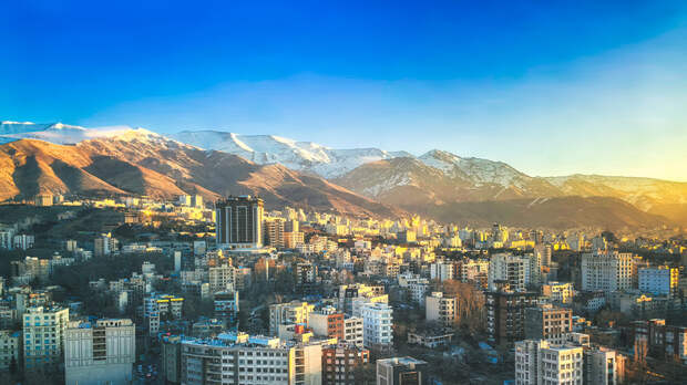 Посол: Запад стремится подчинить Иран своим неоколониальным установкам