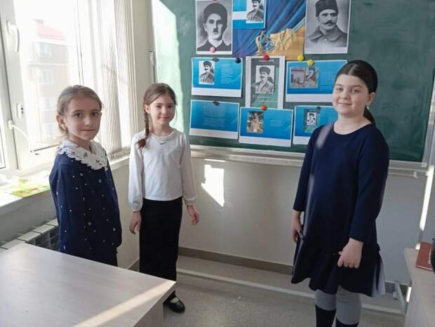 Школьники Тахтамукайского района познакомились с творчеством Ибрагима Цея