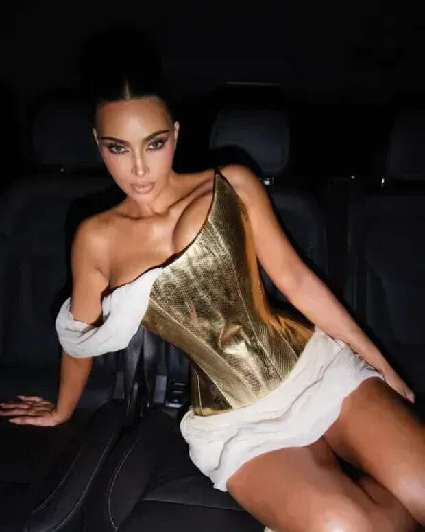 Ким Кардашьян на праздновании дня рождения в Париже