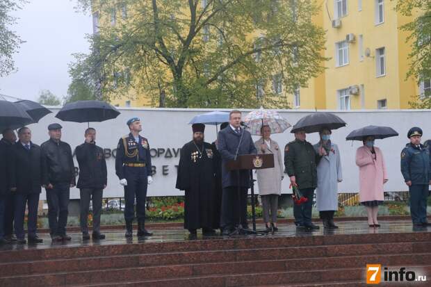 Рязанцы встретили десантников, принимавших участие в Параде Победы на Красной площади