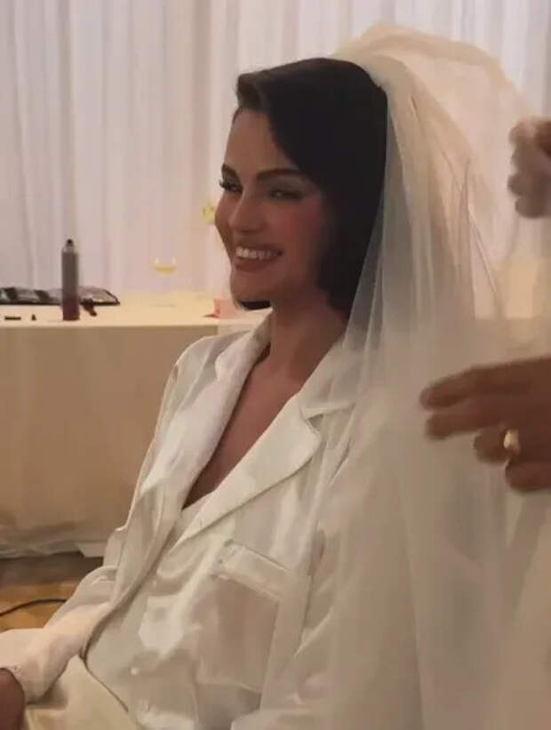 Селена Гомес