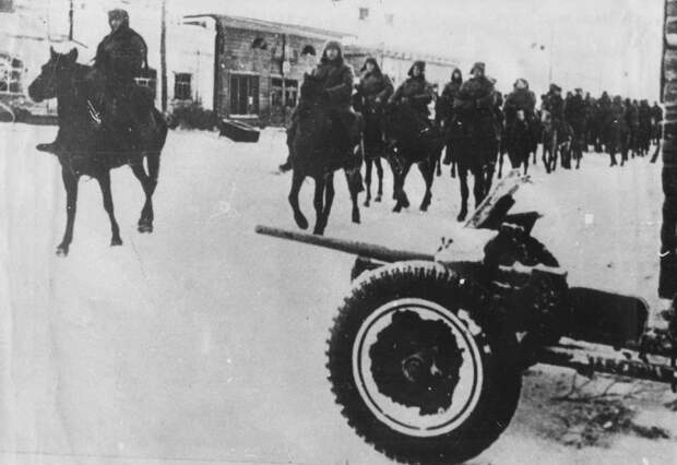 Конники генерала Белова - полгода в тылу врага