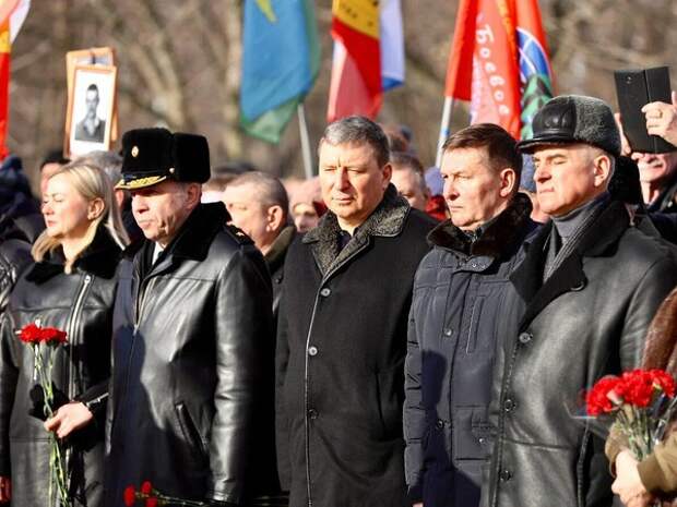 Андрей Метельский в память о боевых товарищах принял участие в митинге в Афганском сквере. Фото: Михаил Москвитин