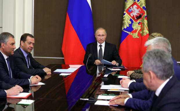 ЛИБЕРАЛЫ ПРИЗНАЛИ – ПУТИН НАЧАЛ СЕРЬЁЗНУЮ БОРЬБУ С КОРРУПЦИЕЙ