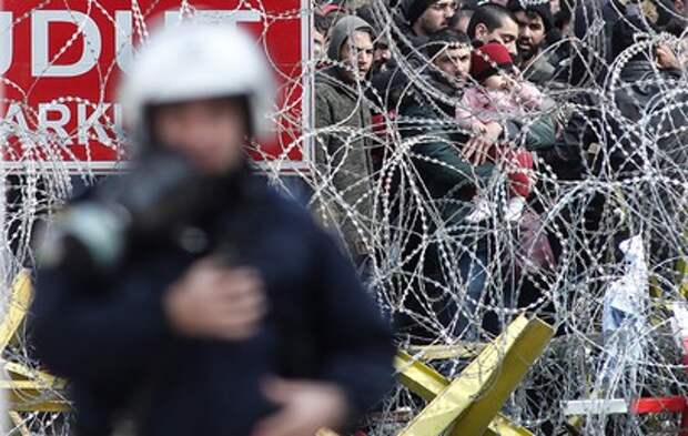 Турция обрекла Грецию на новый мигрантский кризис