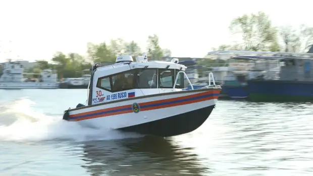 Астраханская рыбоохрана гоняется за рыбаками