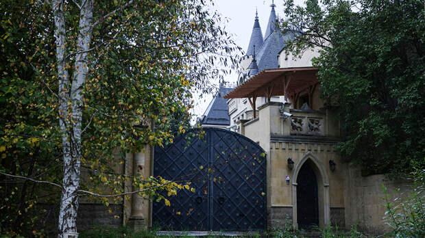 «Замок» Пугачевой и Галкина* оказался под угрозой сноса