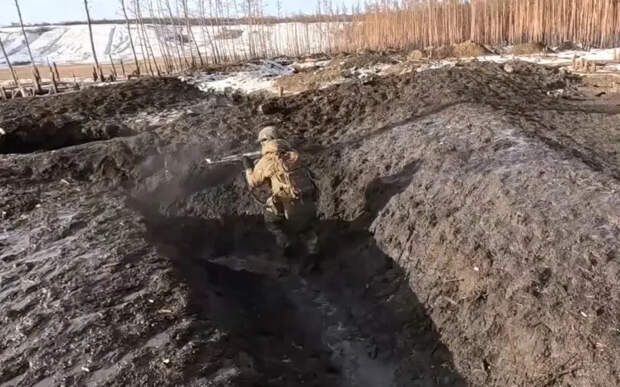 Штурмовые подразделения морпехов вошли в Новенькое Сумской области и ведут бои за контроль над селом