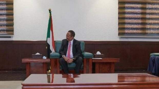 Канцелярия премьер-министра Судана Хамдока подтвердила его возвращение домой