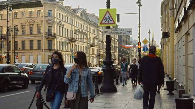 В Петербурге вслед за Москвой ужесточают меры по COVID-19 