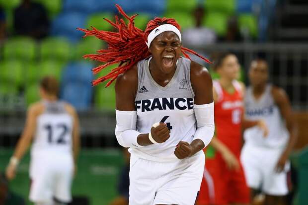 isabelle-yacoubou-might-have-the-best-hair-in-the-olympics