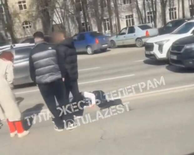 В Туле на проспекте Ленина сбили женщину рядом с остановкой Станиславского