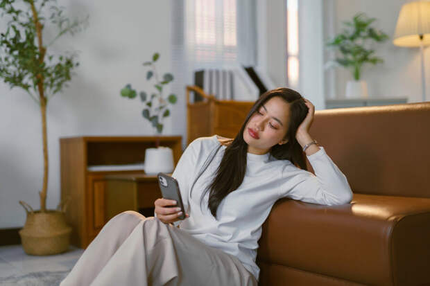 Психолог Гладких: борьба с зависимостью от коротких видео усугубляет проблему