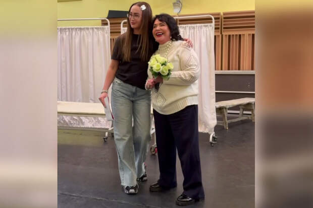 Певица Ольга Бузова призналась, что лишилась голоса перед выступлением