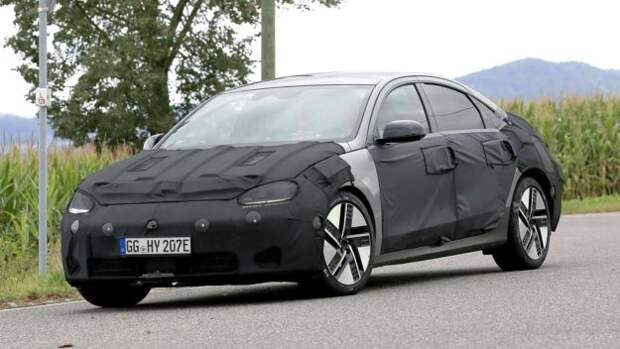 Hyundai-ioniq-6-ev-spy-photo-2021-proauto-02