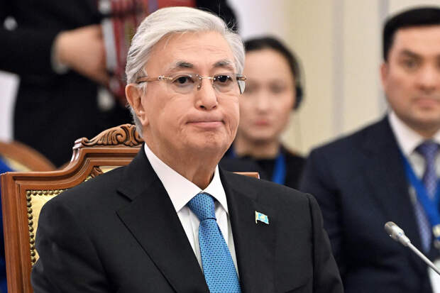 Токаев заявил о необходимости принятия новой Конституции Казахстана