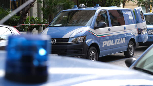 Rete News 24: захваченные грабителями в итальянском банке заложники освобождены