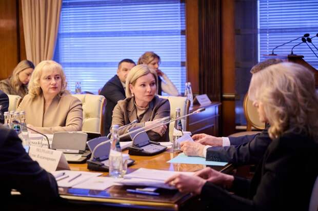 Госфильмофонд отреставрирует три фильма к 300-летию Екатерины II