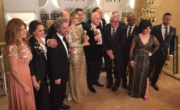 Оскар и золотой глобус. Золотой глобус статуэтка. Золотой глобус 2022 красная дорожка. Золотой глобус объявление победителей ведущие. Золотой глобус 2008.