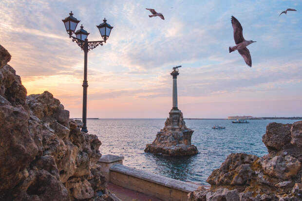 Развожаев сообщил, что в Севастополе военные отражают новую атаку ВСУ