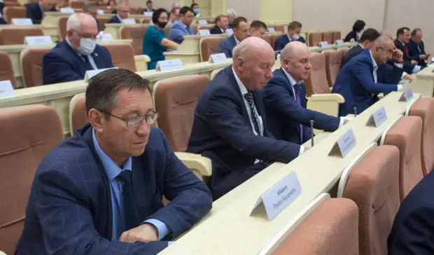 Депутаты удмуртского парламента заявили о доходах