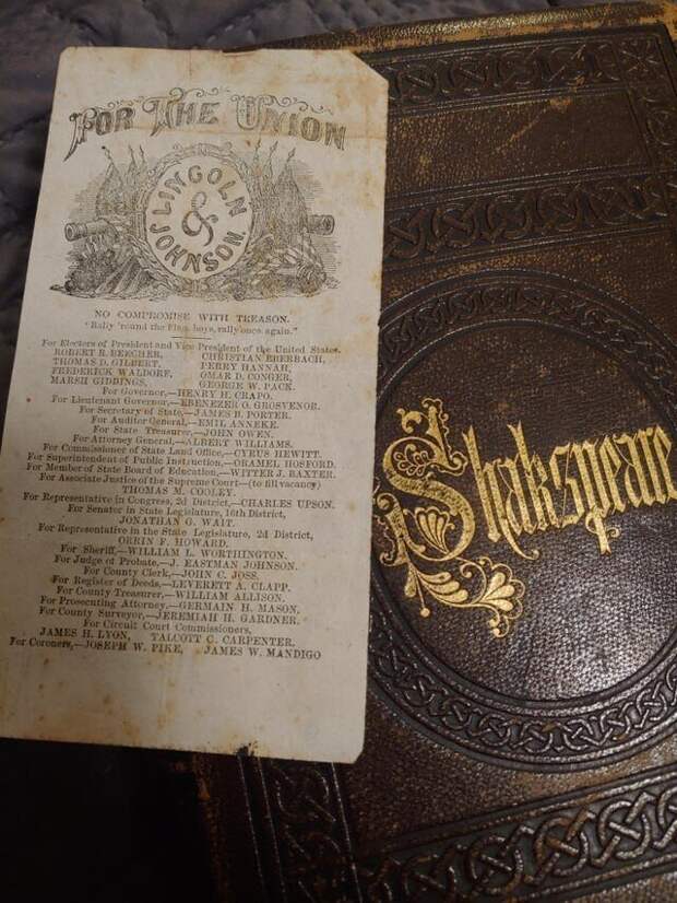 15. «Найденная в старой книге Шекспира «закладка» — это избирательный бюллетень времён гражданской войны»