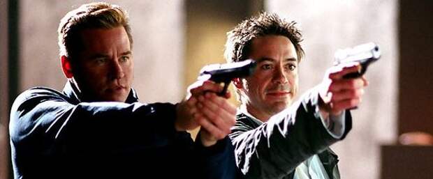 kiss-kiss-bang-bang1