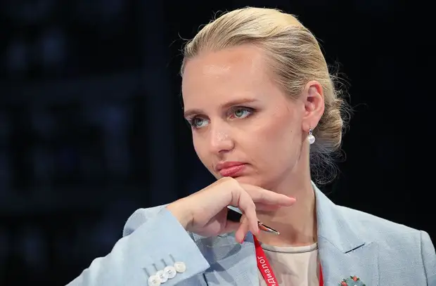 Великобритания ввела санкции против предполагаемых дочерей Путина Катерины Тихоновой и Марии Воронцовой