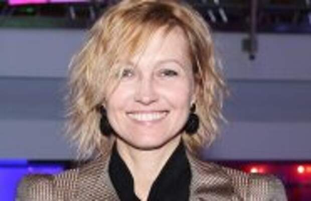 Шоу-бизнес: Увела мужа из семьи, а после бросила его и стала мамой в 54 года: Как живет после побега из РФ Ингеборга Дапкунайте и почему скрывает сына