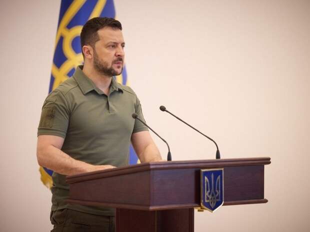Зеленский сделает вынужденных переселенцев одинаково бедными