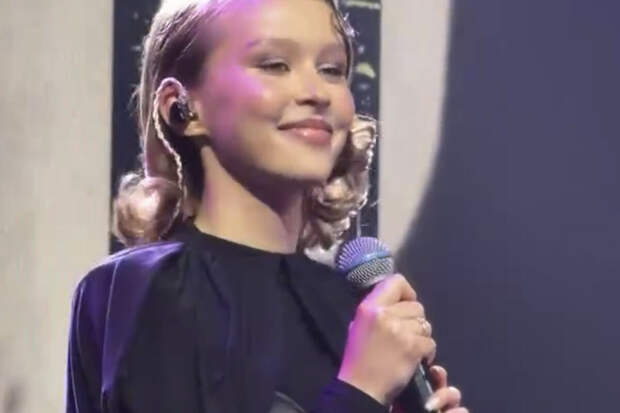 Актрису Пересильд заподозрили в помолвке с Дмитриенко после выхода с кольцом