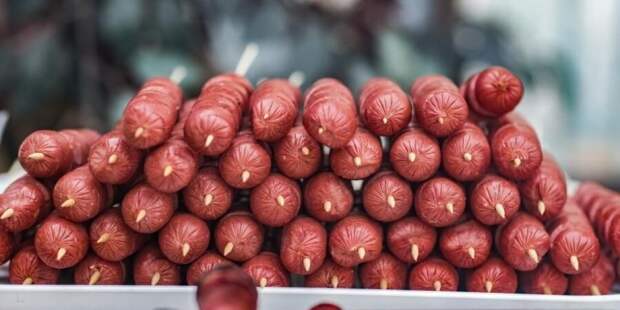Эксперты назвали сосиски и сардельки, которые можно покупать без страха: полный список брендов