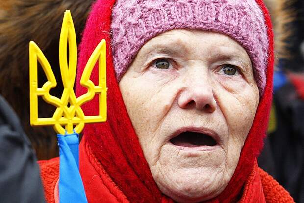 Украинцы разозлились, узнав об отмене пенсионных выплат в стране