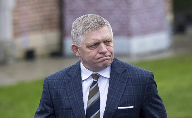 Премьер-министр Словакии выразил поддержку Виктору Орбану накануне выборов в Венгрии