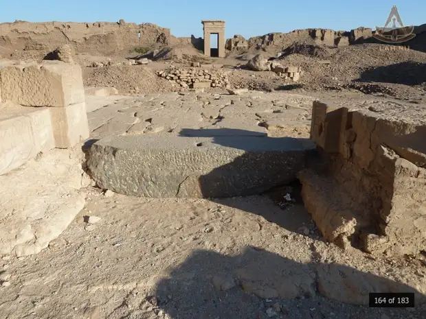 Интересные объекты в окрестностях дендерского храма